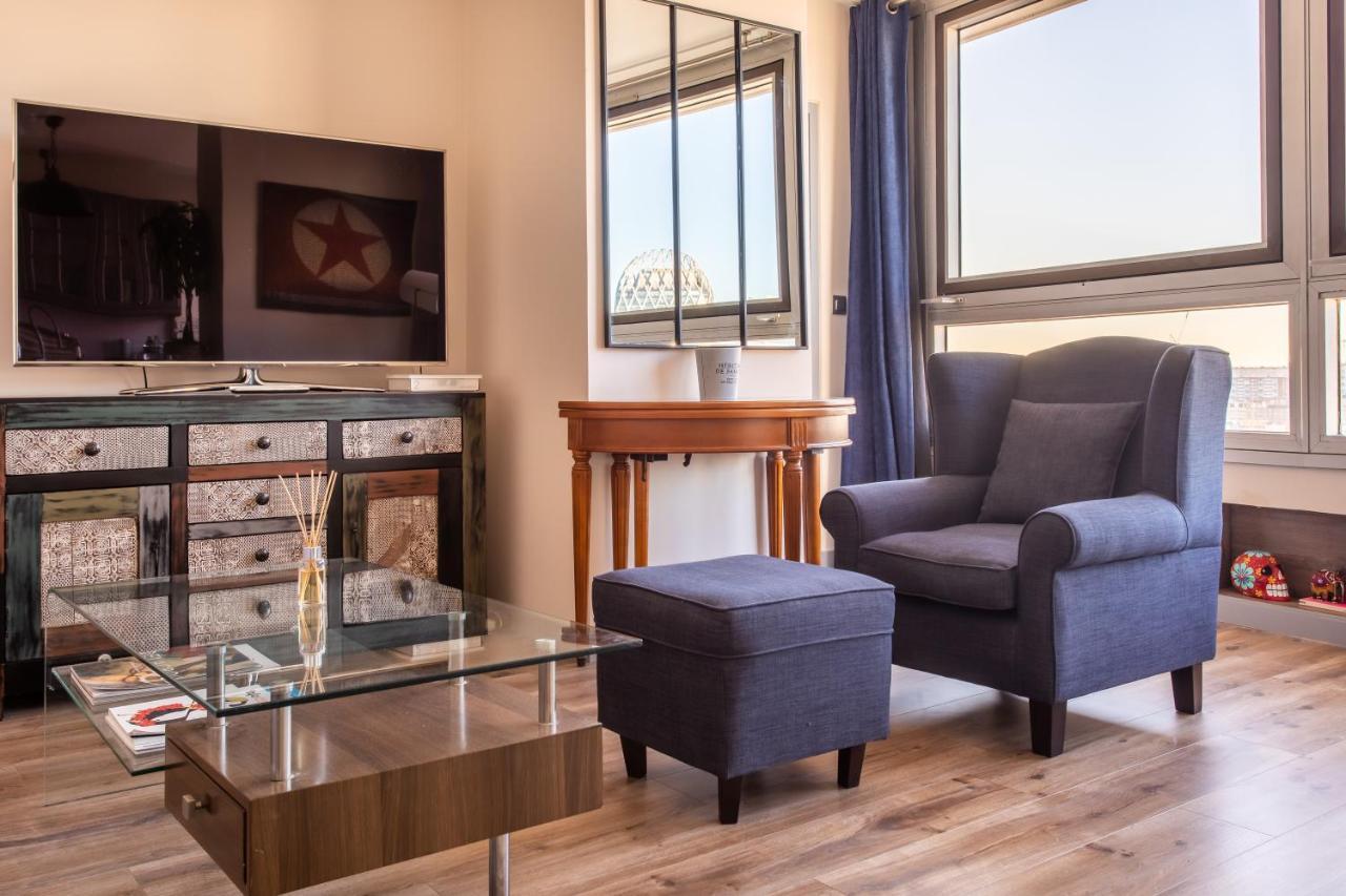 Le « 24Th » On Blum Square Apartment Puteaux Exterior photo