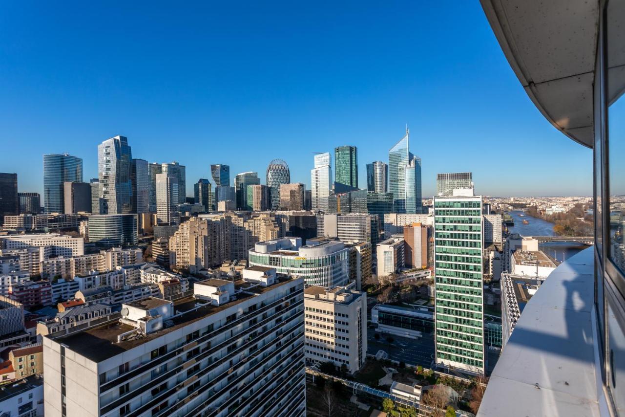 Le « 24Th » On Blum Square Apartment Puteaux Exterior photo